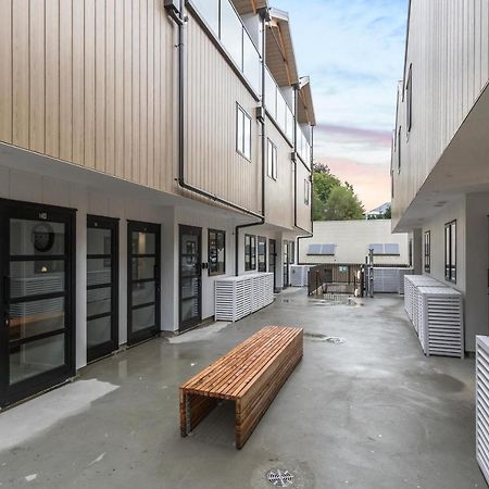2 Bed 2 Bathroom Brand New Paradise 8 Mins To Cbd Queenstown Zewnętrze zdjęcie