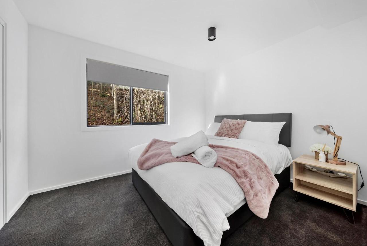 2 Bed 2 Bathroom Brand New Paradise 8 Mins To Cbd Queenstown Zewnętrze zdjęcie