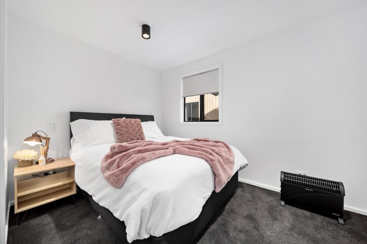 2 Bed 2 Bathroom Brand New Paradise 8 Mins To Cbd Queenstown Zewnętrze zdjęcie